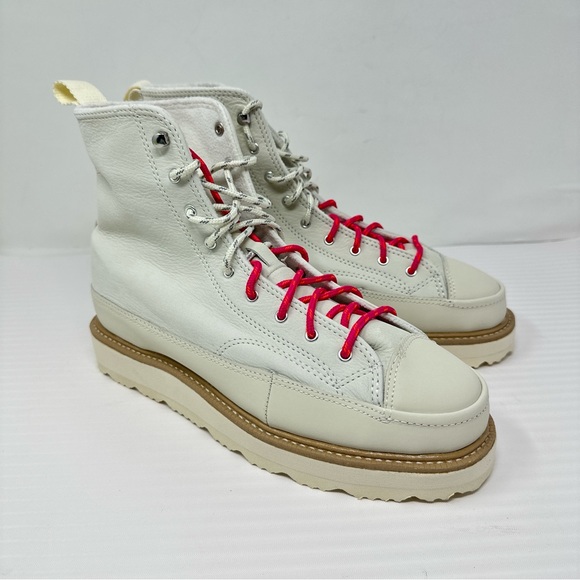 Converse Chuck Taylor Crafted Leather Hi Top Boot - Picture 3 of 9